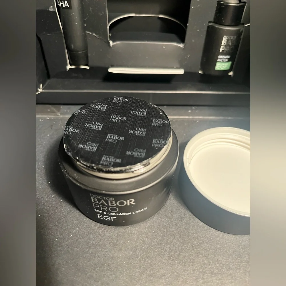 BABOR USA ( Germany beauty brand ) luxurious skincare set ! Nieman Marcus